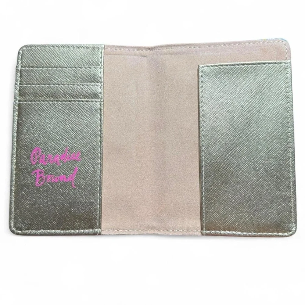 Lilly Pulitzer Cheek to Cheek Zebra Safari‎ Passport Holder Travel Wallet, EUC